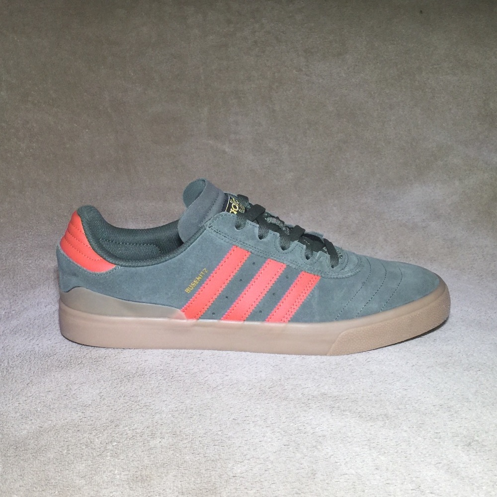 Busenitz Vulc /12